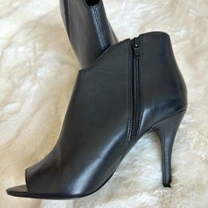 Nine West Asielle Sz 7.5 Black Leather Ankle Boot,Peep-toe,Never-worn New WO Tag